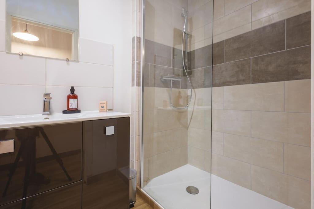 Appartement L'Appart De La Comedie-Centre à Bourg-en-Bresse Extérieur photo