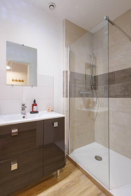 Appartement L'Appart De La Comedie-Centre à Bourg-en-Bresse Extérieur photo